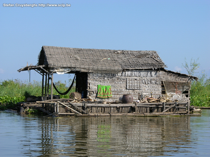 Kampong Chhnang - floating house  Stefan Cruysberghs